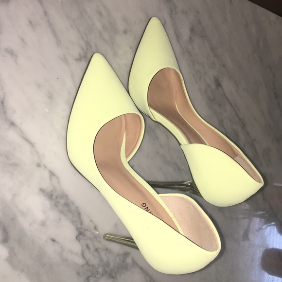 Neon Green Pointed Toe Heels - Picture 2 of 3